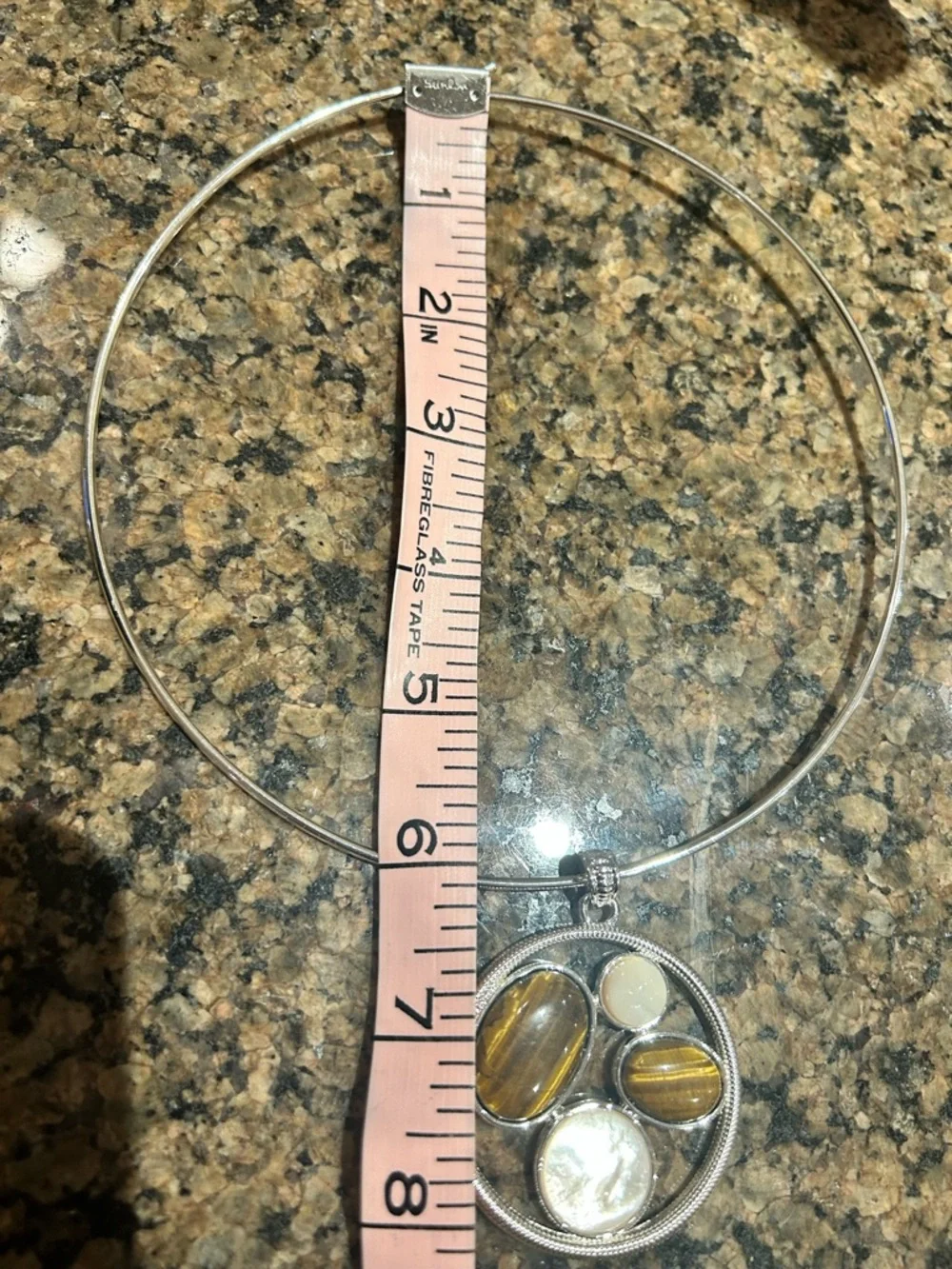 Signed Joan Rivers Gold Tone Tiger's Eye & White Cabochon Pendant Wire Necklace - Picture 7 of 8